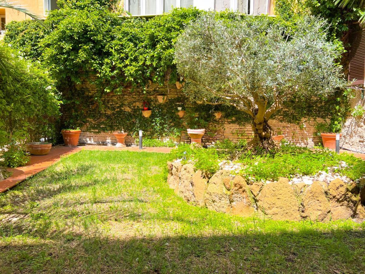 Luxury House & Secret Garden - Strategic Location, 100M To Metro B Apartamento Roma Exterior foto